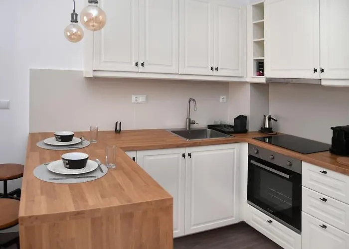 Modern Apartment In Ipitou, Plaka
